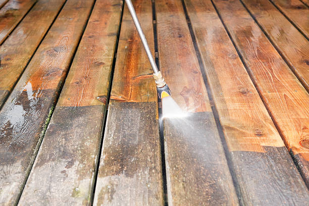 Best Pool Deck Cleaning  in Marion, IA